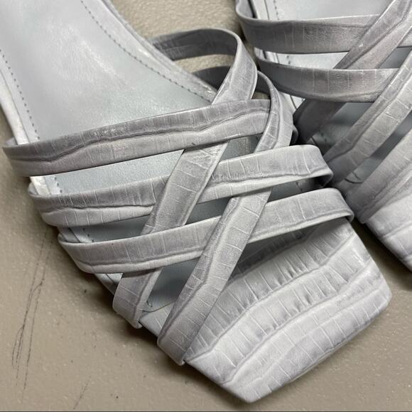 Marc Fisher Limited Style: Varro2 Color: Light Blue Leather Slides Sandals Flats - Picture 4 of 6